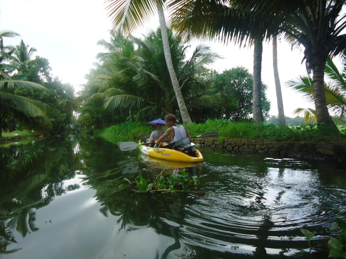 The Lake Paradise Boutique Resort Alappuzha Екстериор снимка